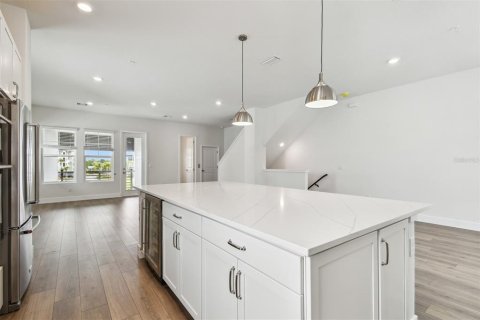 Townhouse in Sarasota, Florida 3 bedrooms, 216.65 sq.m. № 1675928 - photo 14