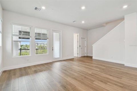 Townhouse in Sarasota, Florida 3 bedrooms, 216.65 sq.m. № 1675928 - photo 23