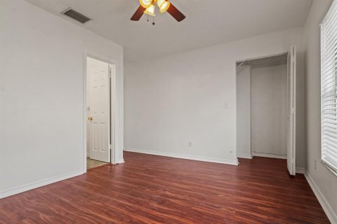 Townhouse in Tampa, Florida 2 bedrooms, 97.92 sq.m. № 1886491 - photo 26