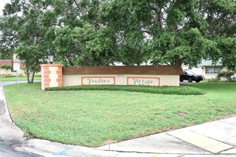 House in Pinellas Park, Florida 1 bedroom, 83.8 sq.m. № 2223115 - photo 19
