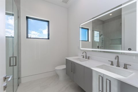 House in Pompano Beach, Florida 5 bedrooms, 397.71 sq.m. № 2082682 - photo 26