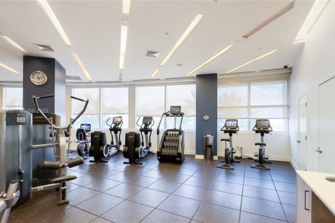 Condo in Sunny Isles Beach, Florida, 2 bedrooms  № 1961136 - photo 28