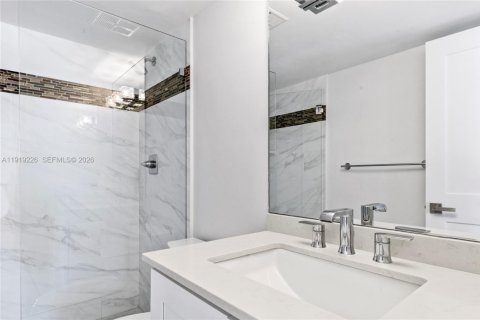 Снять в аренду кондоминиум в Норт-Майами-Бич, Флорида 2 спальни, 80.08м2, № 2020956 - фото 18