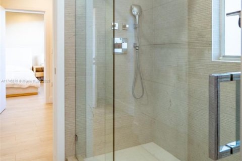 Купить кондоминиум в Майами, Флорида 3 спальни, 213.68м2, № 1969613 - фото 22