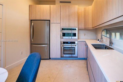 Купить кондоминиум в Майами, Флорида 3 спальни, 213.68м2, № 1969613 - фото 5