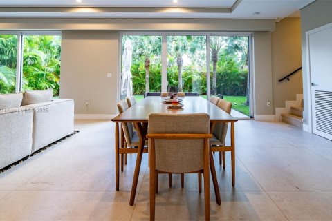 Купить кондоминиум в Майами, Флорида 3 спальни, 213.68м2, № 1969613 - фото 16