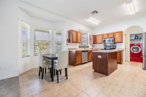 Villa ou maison à louer à Tampa, Floride: 3 chambres, 229.47 m2 № 2110444 - photo 8