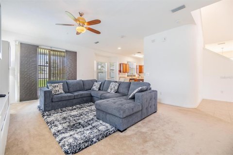 Villa ou maison à louer à Tampa, Floride: 3 chambres, 229.47 m2 № 2110444 - photo 11