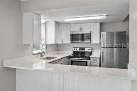 Casa en alquiler en Orlando, Florida, 3 dormitorios, 104.24 m2 № 1909381 - foto 7