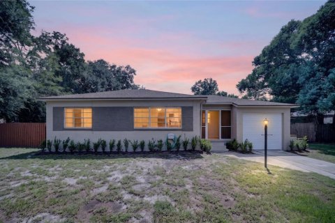 Villa ou maison à Sanford, Floride 3 chambres, 92.9 m2 № 2298262