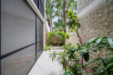 Condo in Weston, Florida, 2 bedrooms № 2378734 - photo 20