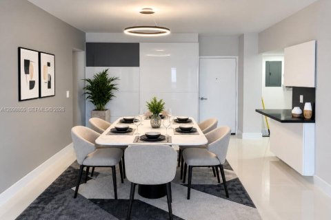 Condominio en venta en Sunny Isles Beach, Florida, 1 dormitorio, 70.79 m2 № 2397594 - foto 3