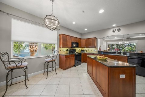 Copropriété à vendre à Bradenton, Floride: 3 chambres, 217.76 m2 № 2349800 - photo 13