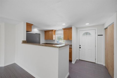 Casa en venta en Clearwater, Florida, 3 dormitorios, 91.6 m2 № 2216681 - foto 9
