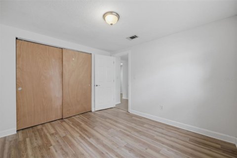 Casa en venta en Clearwater, Florida, 3 dormitorios, 91.6 m2 № 2216681 - foto 21