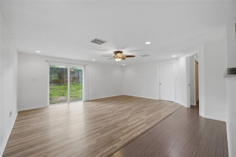 Casa en venta en Clearwater, Florida, 3 dormitorios, 91.6 m2 № 2216681 - foto 22