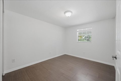 Casa en venta en Clearwater, Florida, 3 dormitorios, 91.6 m2 № 2216681 - foto 16