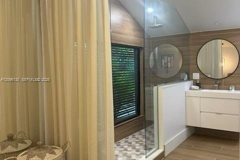 Villa ou maison à louer à Miami, Floride: 3 chambres, 76.37 m2 № 2388061 - photo 5