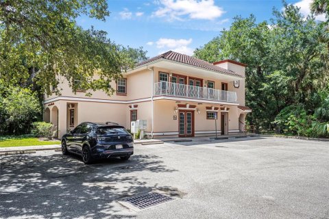 Commercial property in Palm Coast, Florida 55.74 sq.m. № 1868944 - photo 11