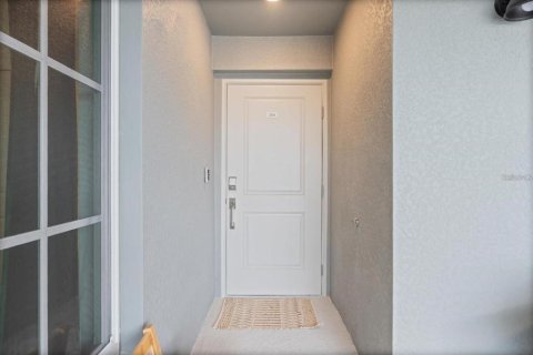 Condo in Venice, Florida, 2 bedrooms in WELLEN PARK  № 1751504 - photo 6