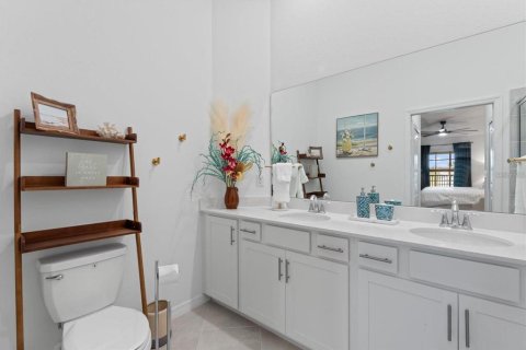 Condo in Venice, Florida, 2 bedrooms in WELLEN PARK  № 1751504 - photo 25