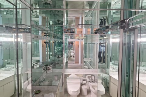 Copropriété à louer à Miami, Floride: 2 chambres, 157.66 m2 № 1984548 - photo 13