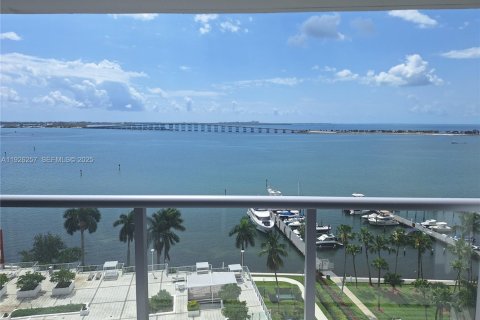 Copropriété à louer à Miami, Floride: 2 chambres, 157.66 m2 № 1984548 - photo 8