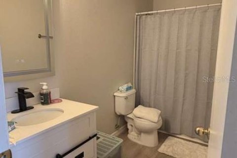 Adosado en venta en Kissimmee, Florida, 2 dormitorios, 128.67 m2 № 2344558 - foto 12