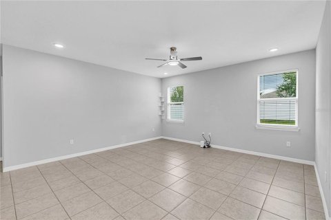 Villa ou maison à louer à Tavares, Floride: 4 chambres, 170.29 m2 № 2416357 - photo 23