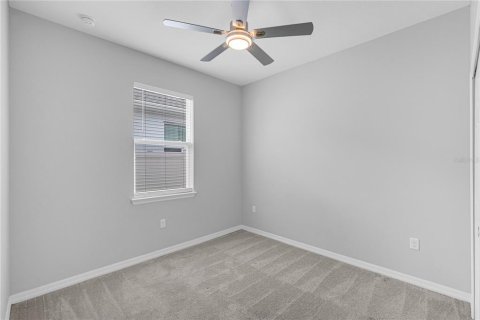 Villa ou maison à louer à Tavares, Floride: 4 chambres, 170.29 m2 № 2416357 - photo 12
