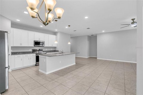 Villa ou maison à louer à Tavares, Floride: 4 chambres, 170.29 m2 № 2416357 - photo 26