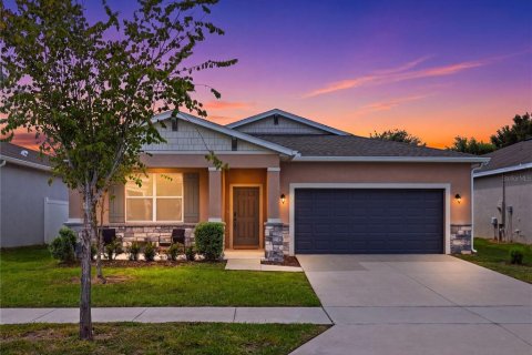 Villa ou maison à louer à Tavares, Floride: 4 chambres, 170.29 m2 № 2416357 - photo 3