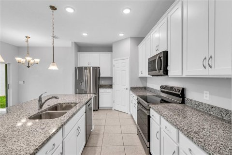 Villa ou maison à louer à Tavares, Floride: 4 chambres, 170.29 m2 № 2416357 - photo 28
