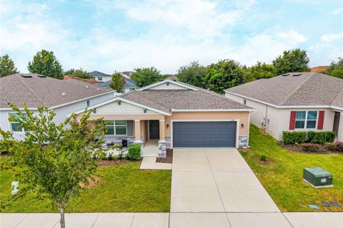 Villa ou maison à Tavares, Floride 4 chambres, 170.29 m2 № 2416357