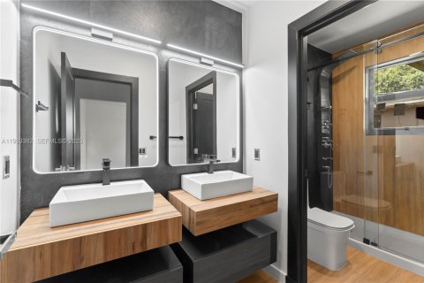 Снять в аренду виллу или дом в Майами-Гарденс, Флорида 2 спальни, 95.22м2, № 1991220 - фото 22