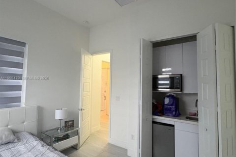 Villa ou maison à vendre à Miami, Floride: 4 chambres, 222.32 m2 № 2009676 - photo 29