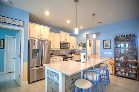 House in Port Charlotte, Florida 3 bedrooms, 160.16 sq.m. № 2419802 - photo 8