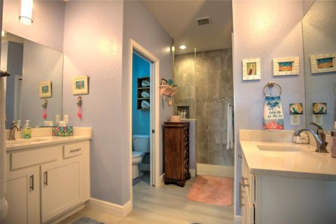 House in Port Charlotte, Florida 3 bedrooms, 160.16 sq.m. № 2419802 - photo 13