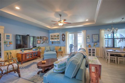 House in Port Charlotte, Florida 3 bedrooms, 160.16 sq.m. № 2419802 - photo 11