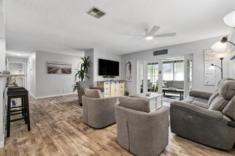 Condo in Dunedin, Florida, 2 bedrooms  № 2418848 - photo 6