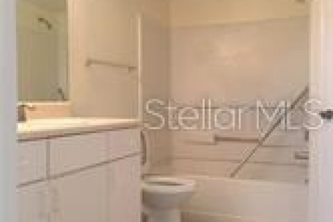 Copropriété à louer à Orlando, Floride: 2 chambres, 81.2 m2 № 2428979 - photo 5