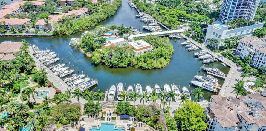 Condo in Aventura, Florida, 2 bedrooms № 1948985