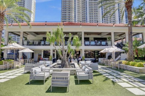 Copropriété à vendre à Aventura, Floride: 2 chambres, 146.79 m2 № 1948985 - photo 2