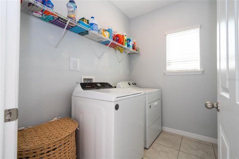 Casa en venta en Winter Garden, Florida, 4 dormitorios, 191.38 m2 № 2137352 - foto 19