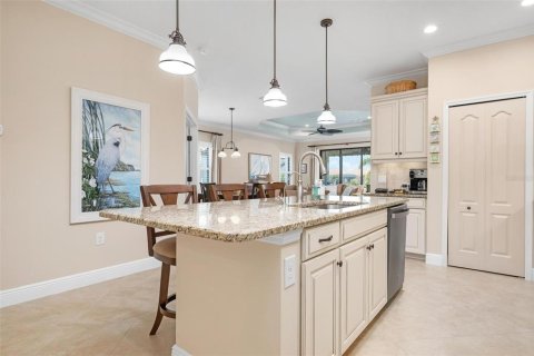 House in Englewood, Florida 3 bedrooms, 171.4 sq.m. № 1909826 - photo 12