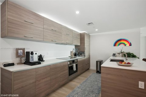 Купить кондоминиум в Майами, Флорида 4 комнаты, 107.3м2, № 1607202 - фото 10
