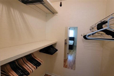 Condominio en alquiler en Gainesville, Florida, 2 dormitorios, 81.2 m2 № 1915433 - foto 9