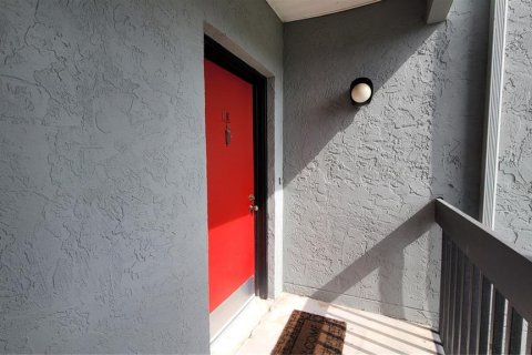 Condominio en alquiler en Gainesville, Florida, 2 dormitorios, 81.2 m2 № 1915433 - foto 3