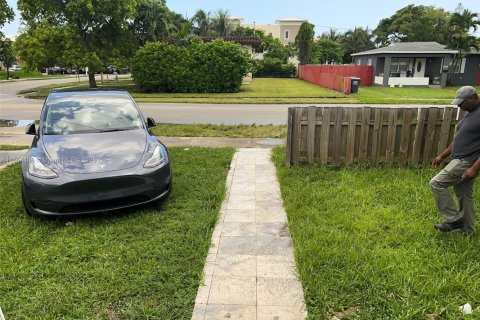 Villa ou maison à vendre à Hollywood, Floride: 4 chambres, 120.12 m2 № 1979204 - photo 18