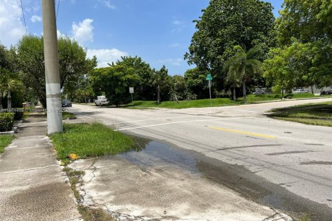 Villa ou maison à vendre à Hollywood, Floride: 4 chambres, 120.12 m2 № 1979204 - photo 24